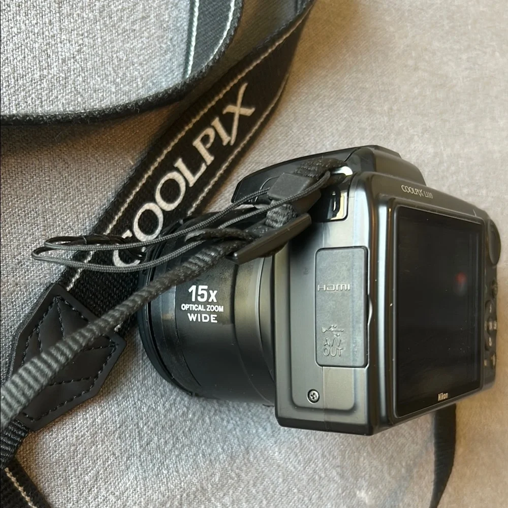 Nikon Coolpix L110 Camera